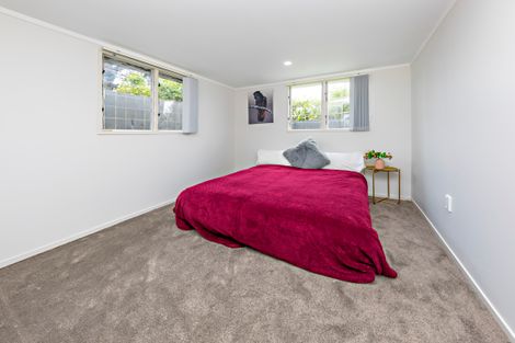 Photo of property in 7 Fairey Place, Mangere, Auckland, 2022