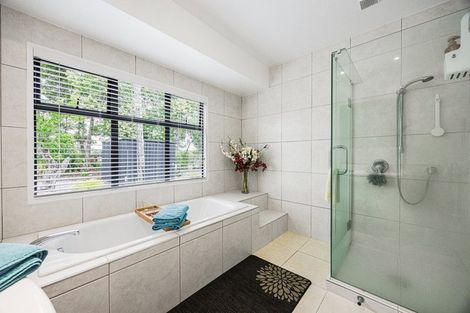 Photo of property in 368 Matua Road, Kumeu, 0891