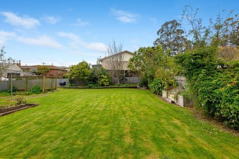 Photo of property in 22 Oxford Street, Holmes Hill, Oamaru, 9401