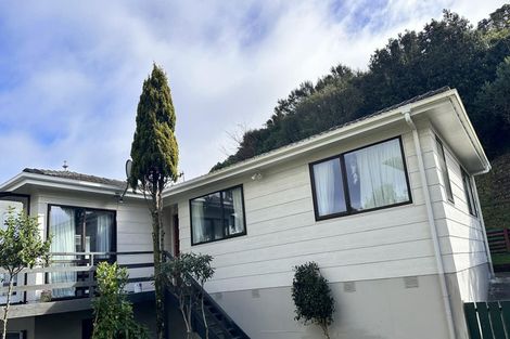 Photo of property in 253 Major Drive, Kelson, Lower Hutt, 5010