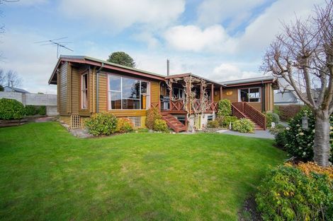 Photo of property in 42 Riverlaw Terrace, Saint Martins, Christchurch, 8022