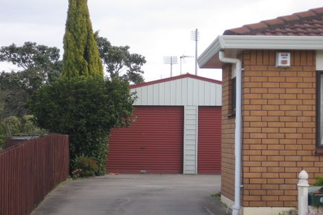 Photo of property in 2/8 Inverell Place, Mount Maunganui, 3116