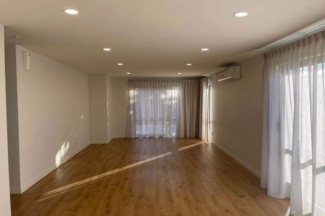 Photo of property in 8 James Mcleod Way, Silverdale, 0932