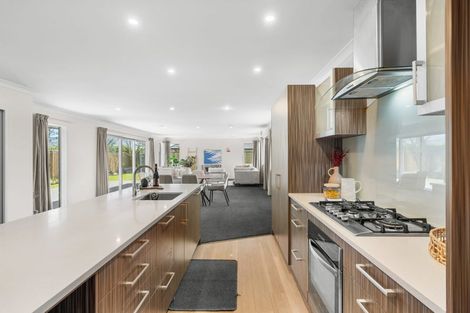 Photo of property in 36 Little Oaks Drive, Yaldhurst, Christchurch, 8042