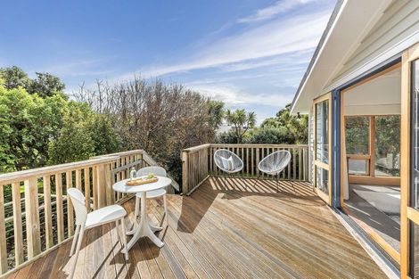 Photo of property in 25 Pinnacle Street, Seatoun, Wellington, 6022