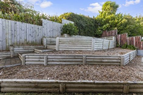 Photo of property in 5 Heaphy Street, Westown, New Plymouth, 4310