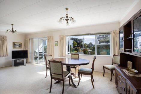 Photo of property in 2/17 Whiteley Street, Moturoa, New Plymouth, 4310