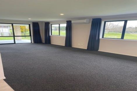 Photo of property in 30 Richardson Road, Omokoroa, 3114