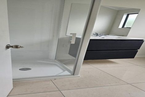 Photo of property in 283a Don Buck Road, Massey, Auckland, 0614