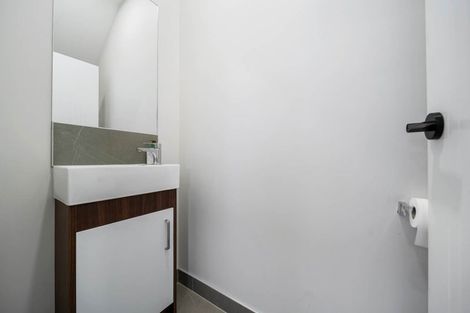 Photo of property in 4 Kearney Place, Massey, Auckland, 0614