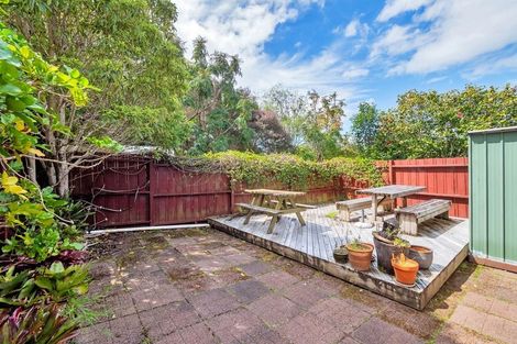 Photo of property in 11 Chequers Avenue, Glenfield, Auckland, 0629