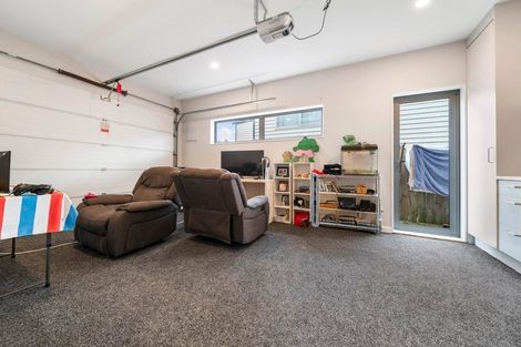 Photo of property in 4 Kearney Place, Massey, Auckland, 0614