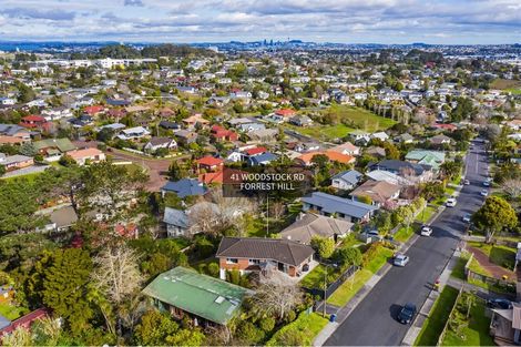 Photo of property in 41 Woodstock Road, Forrest Hill, Auckland, 0620