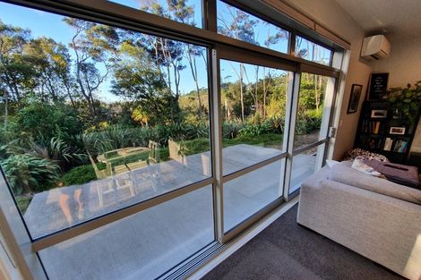 Photo of property in 3 William Pitcher Place, Greenhithe, Auckland, 0632