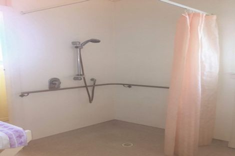 Photo of property in 17 Raleigh Street, Waitara, 4320