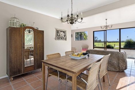 Photo of property in 30 Ngapeke Road, Welcome Bay, Tauranga, 3175