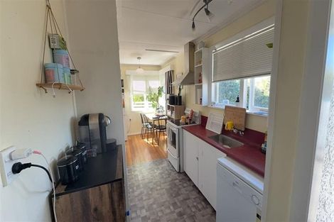 Photo of property in 35 Hadfield Crescent, College Estate, Whanganui, 4500