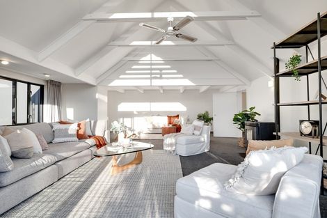 Photo of property in 25 Lookaway Place, Huntsbury, Christchurch, 8022