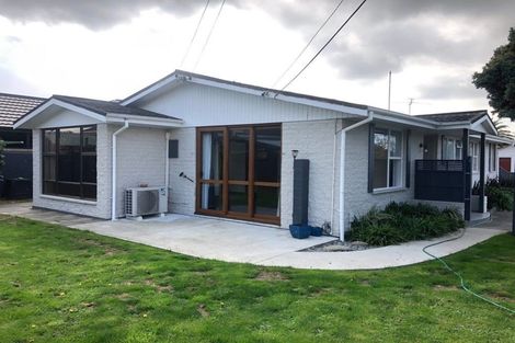 Photo of property in 1a Barclay Place, Burwood, Christchurch, 8061