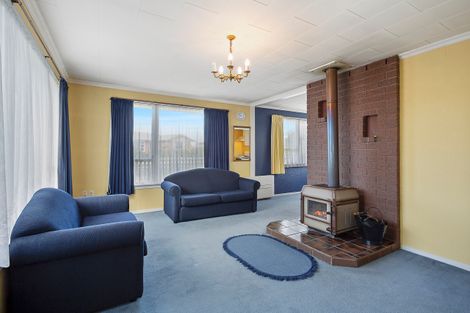 Photo of property in 56 Highfield Terrace, Newfield, Invercargill, 9812