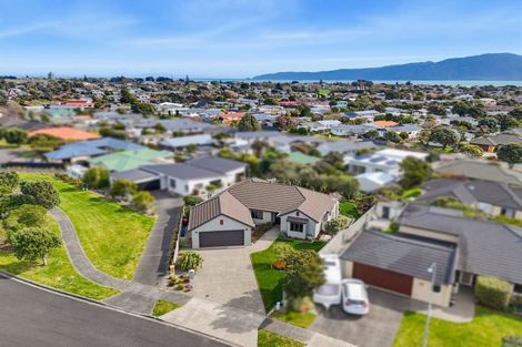 Photo of property in 16 Rifleman Lane, Paraparaumu Beach, Paraparaumu, 5032