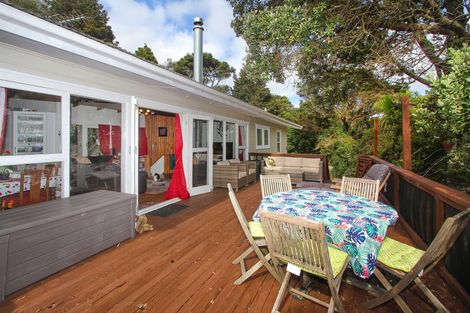 Photo of property in 28 Kauri Road, Birkenhead, Auckland, 0626