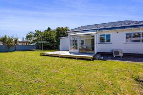 Photo of property in 25 Argyle Street, Hawera, 4610