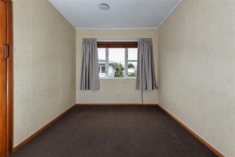 Photo of property in 3 Taupo Street, Green Bay, Auckland, 0604