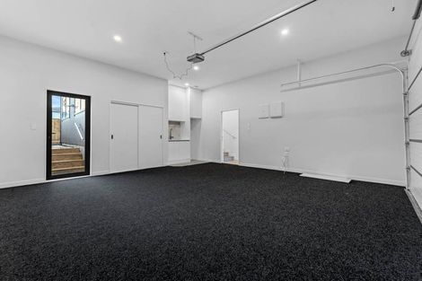 Photo of property in 93 Maungakaraka Road, Karaka, 2580