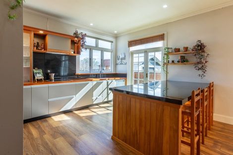 Photo of property in 46 Swinburn Street, Dannevirke, 4930