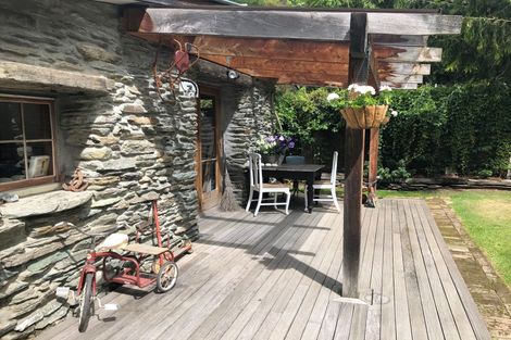 Photo of property in 62 Manse Road, Arrowtown, 9302