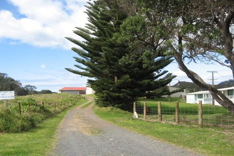 Photo of property in 22 Te Whangai Head Road, Pataua North, Parua Bay, 0175
