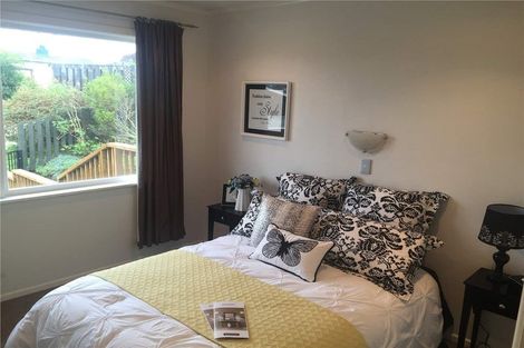 Photo of property in 37 Mountbatten Avenue, Hillcrest, Auckland, 0627