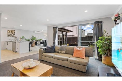 Photo of property in 16 George West Square West, Wigram, Christchurch, 8025