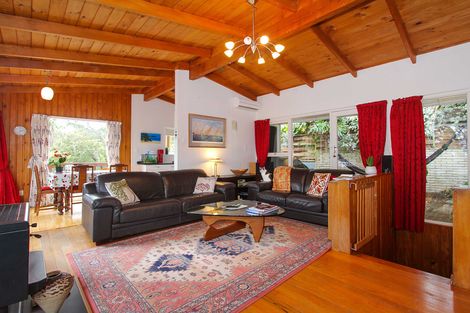 Photo of property in 28 Kauri Road, Birkenhead, Auckland, 0626