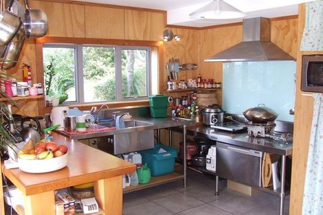 Photo of property in 131 Cockayne Road, Khandallah, Wellington, 6035