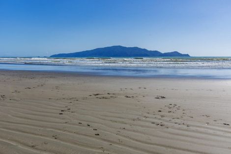 Photo of property in 47 Pingoa Lane, Peka Peka, Waikanae, 5391