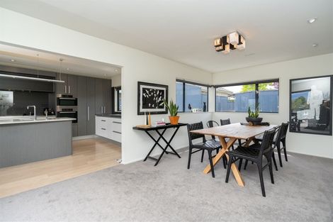 Photo of property in 9a Dalethorpe Avenue, Fairfield, Hamilton, 3214