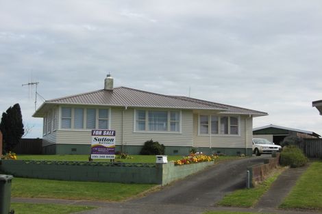 Photo of property in 40 Lee Street, Castlecliff, Whanganui, 4501