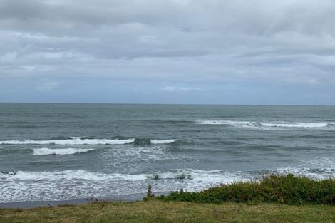 Photo of property in 4 Point Road, Mokau, 4376