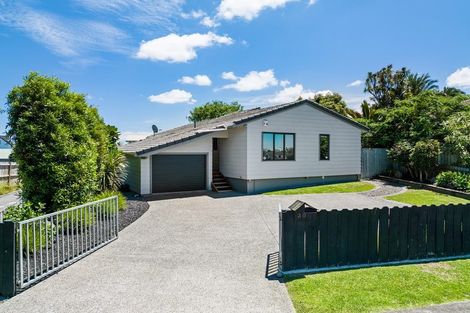 Photo of property in 30 Sandgate Avenue, Botany Downs, Auckland, 2010