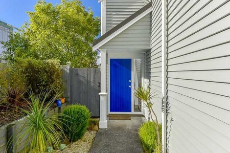 Photo of property in 123a Hobsonville Road, West Harbour, Auckland, 0618