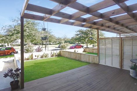 Photo of property in 11 Kauri Drive, Takanini, 2112