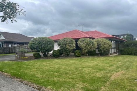 Photo of property in 6 Headcorn Place, Botany Downs, Auckland, 2010
