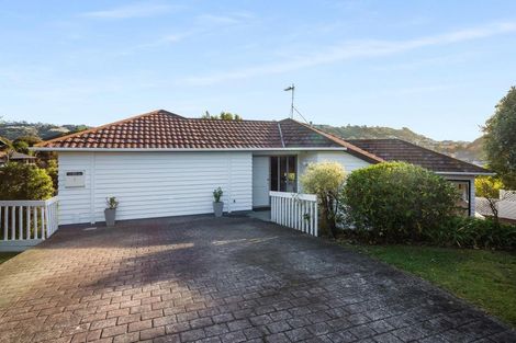 Photo of property in 8 Eclipse Lane, Whitby, Porirua, 5024
