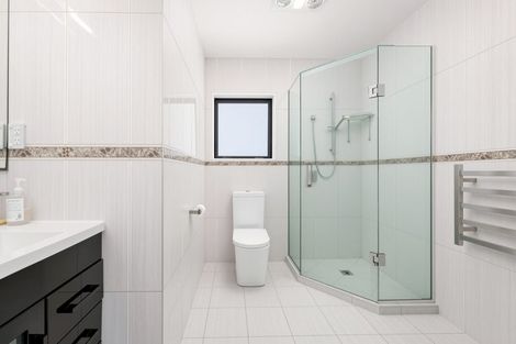 Photo of property in 93 Waitaki Street, Henderson, Auckland, 0612
