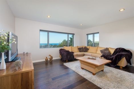 Photo of property in 201 Whangaparaoa Road, Red Beach, 0932