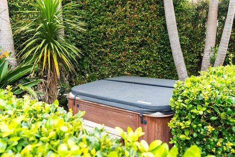 Photo of property in 5a William Street, Takapuna, Auckland, 0622