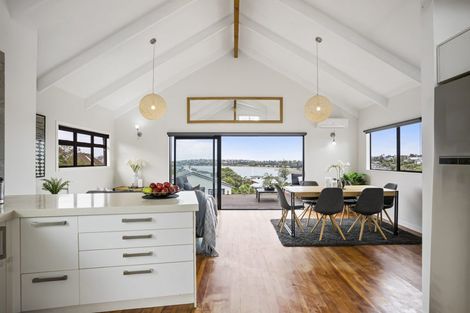 Photo of property in 55 Ardern Avenue, Stanmore Bay, Whangaparaoa, 0932