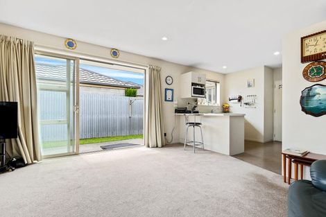 Photo of property in 4/17 Hei Hei Road, Hei Hei, Christchurch, 8042
